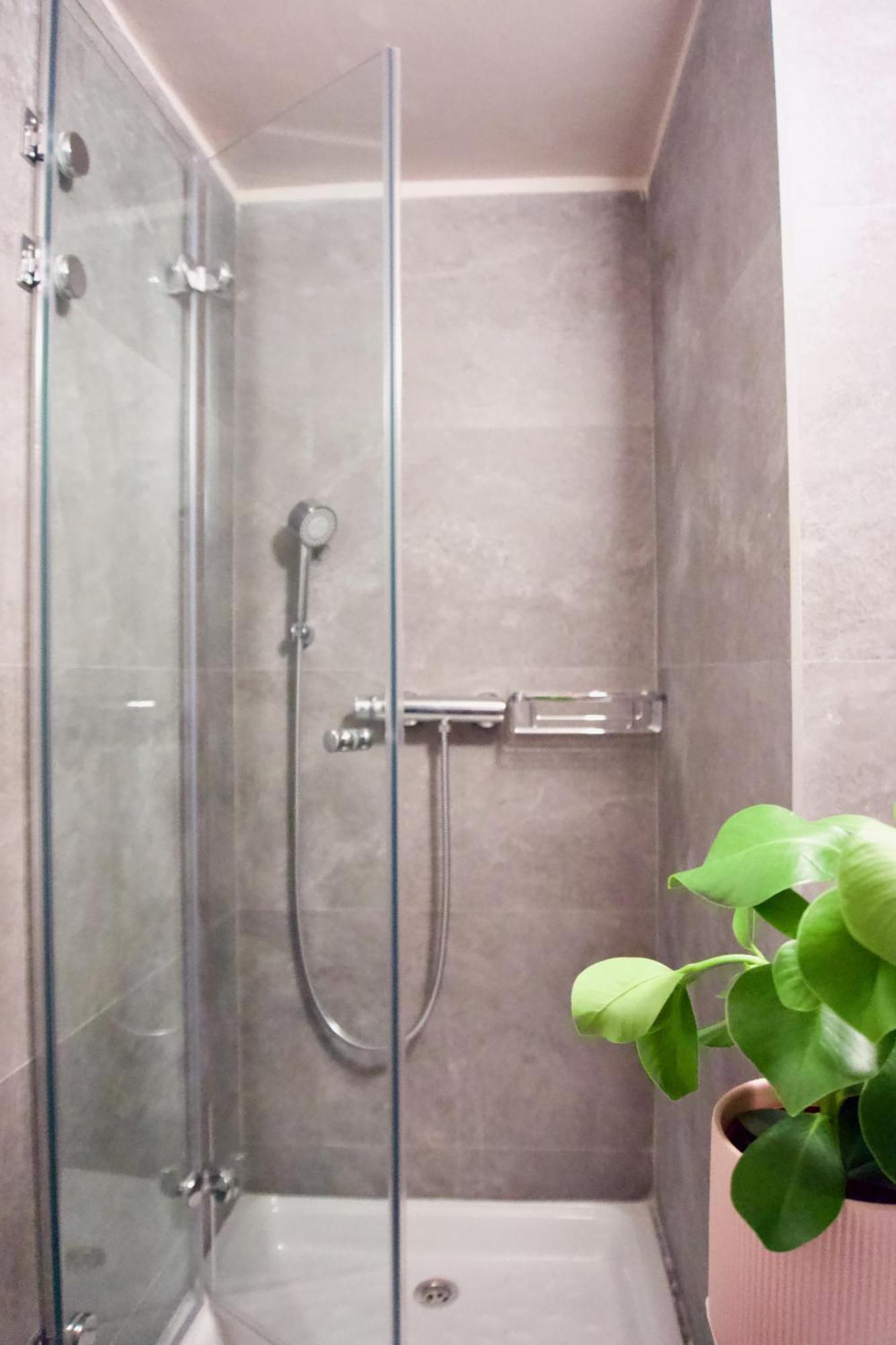 Syntagma Square: Amazing Cozy Studio - Whale Athens Luaran gambar